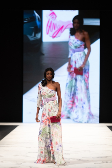 VESTIDO LARGO ESTAMPADO HOMBRO MONCHO HEREDIA 507721