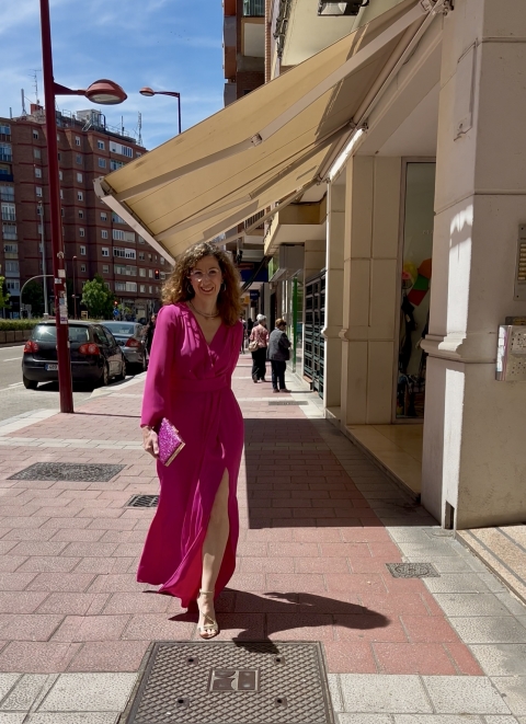 VESTIDO LARGO LISO MANGAS CAPA GASA 2541