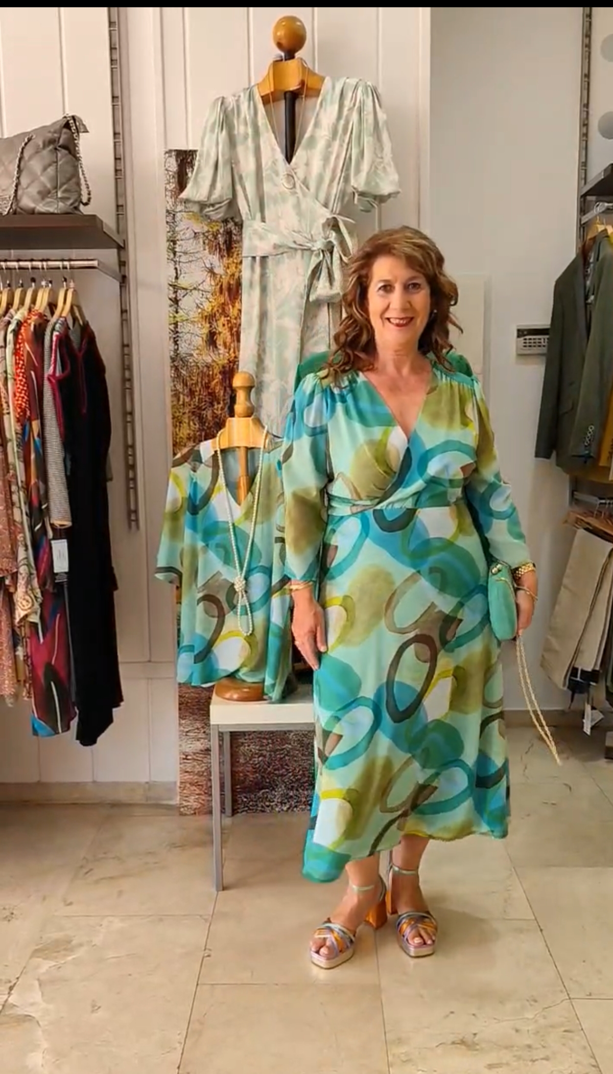 VESTIDO ESTAMPADO MIDI CRUZADO GASA 25184