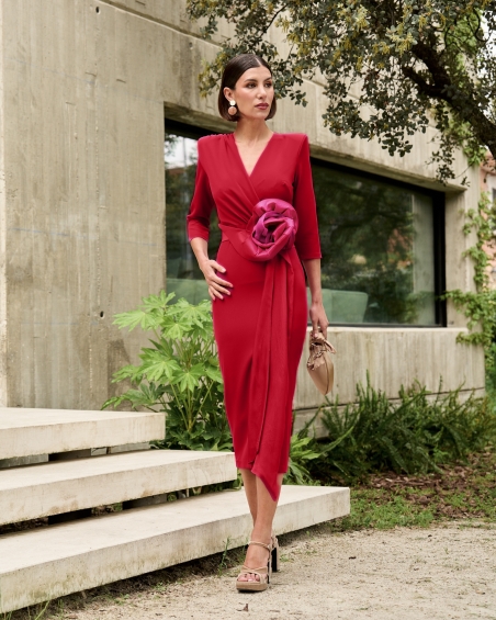 VESTIDO ROJO MANGA FRANCESA MIDI CINTO MARTA EN BRASIL M115