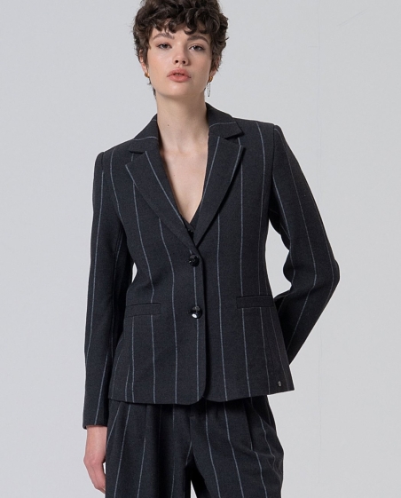 AMERICANA RAYA DIPLOMATICA SURKANA 565IRDI321