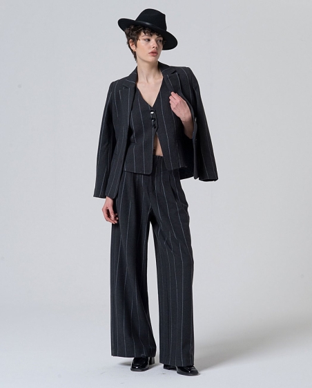 AMERICANA RAYA DIPLOMATICA SURKANA 565IRDI321