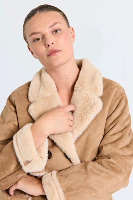 CHAQUETON PIEL VUELTA FREEQUENT 206469