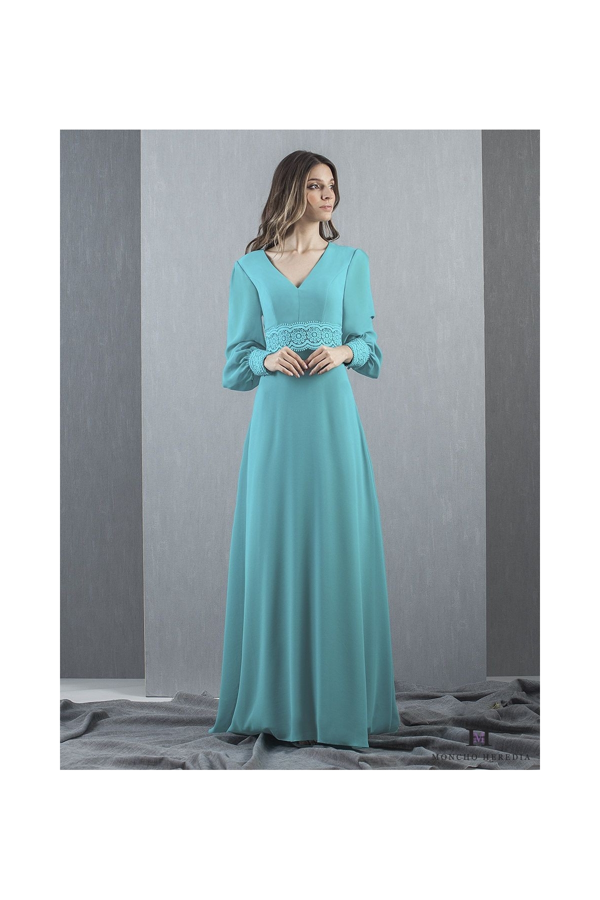 VESTIDO LARGO GASA MANGA LARGA MONCHO HERDIA 50339