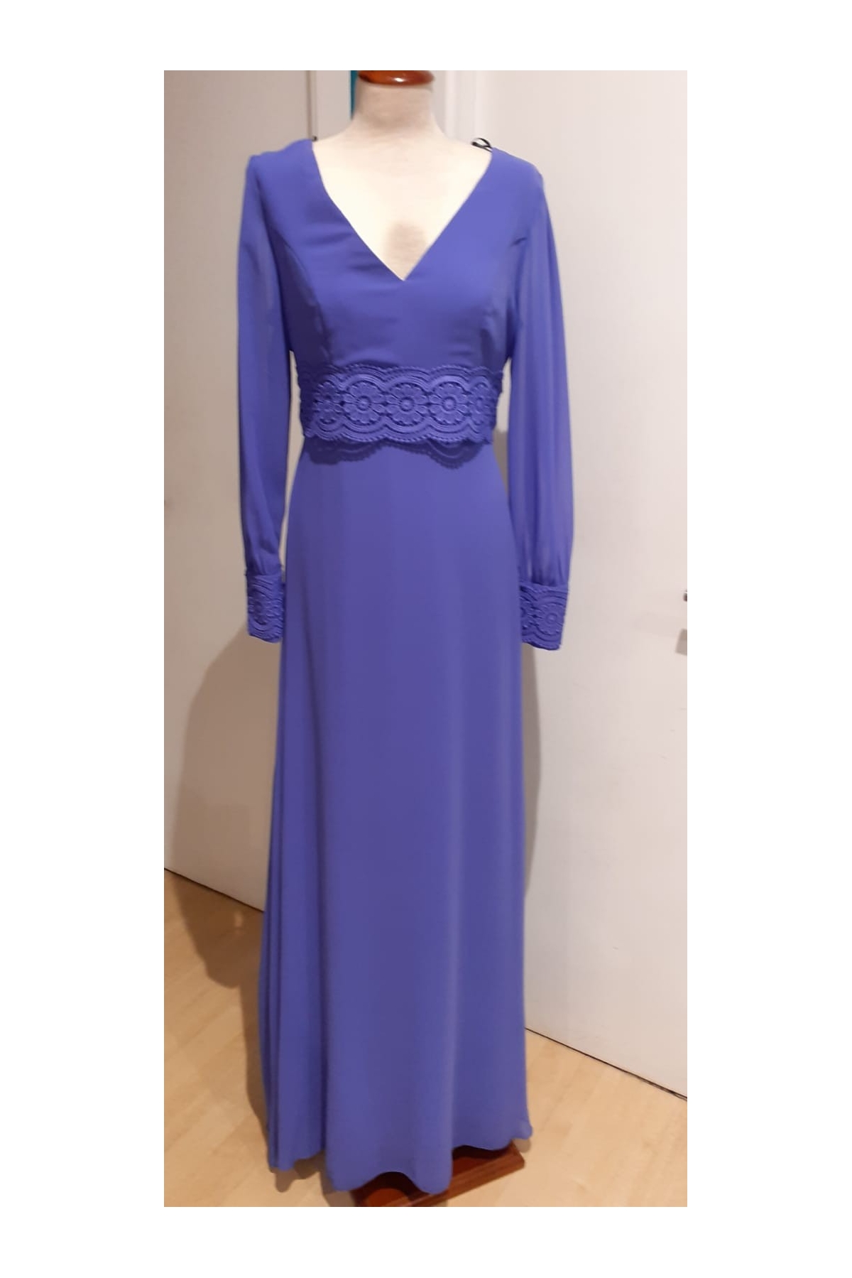 VESTIDO LARGO GASA MANGA LARGA MONCHO HERDIA 50339