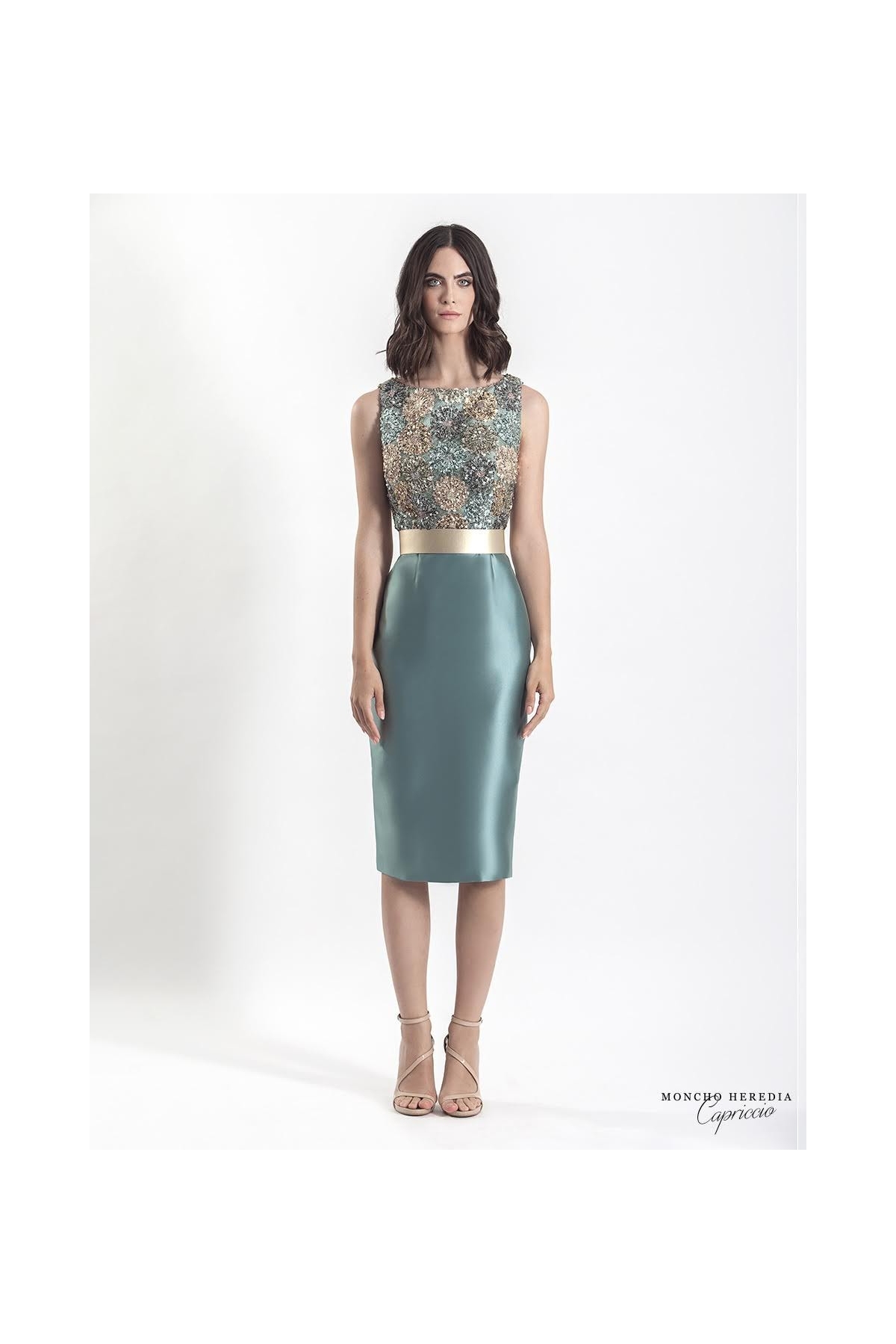 VESTIDO SIN MANGA LENTEJUELAS MONCHO HEREDIA...