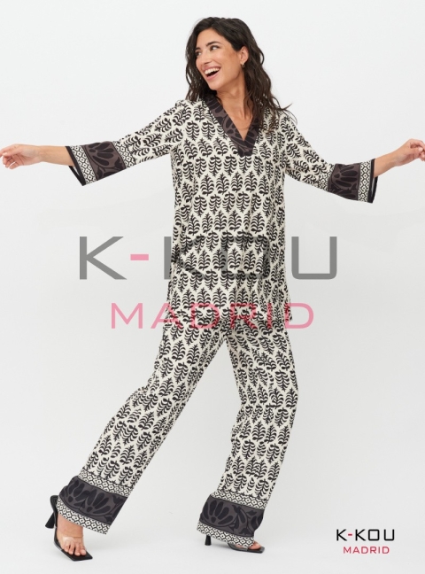 CONJUNTO DE PANTALON Y CASACA PERURGIA