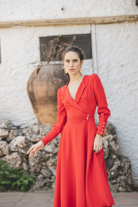 VESTIDO MIDI LISO VUELO SOLAPA MARTA EN BRASIL 102