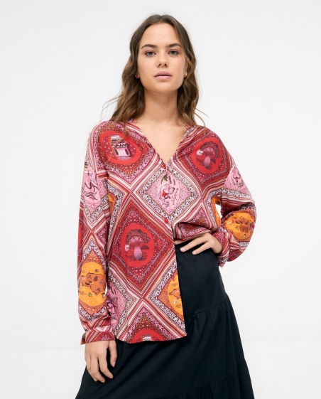 BLUSA MANGA LARGA ESTAMPADA SURKANA 513SOGO124