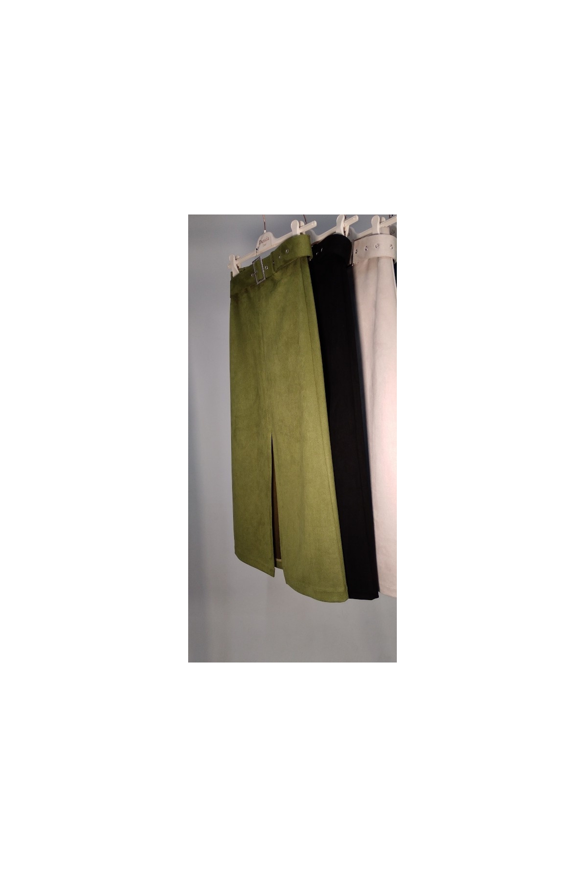 FALDA ANTELINA LARGA CON ABERTURA DH2235