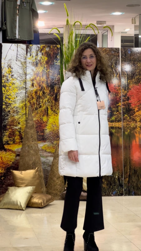 PARKA MUJER LARGA CAPUCHA 147LUCREZIA