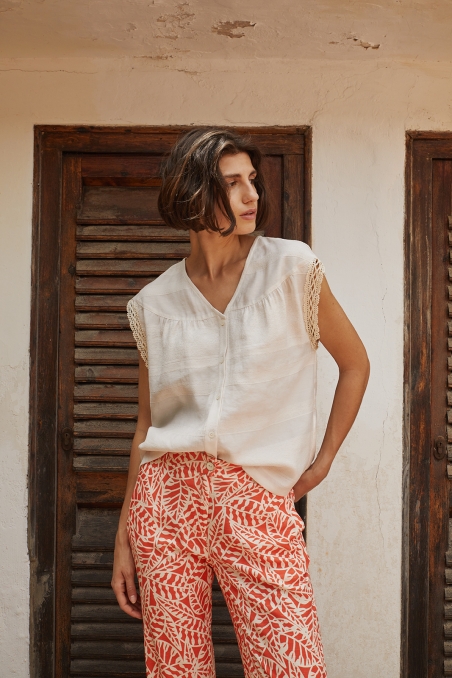 BLUSA M/C PICO RASO LISA