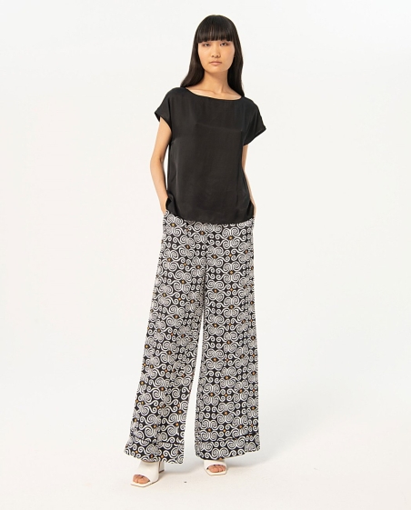 BLUSA LISA RASO CUELLO BARCO SURKANA 524ESSA122