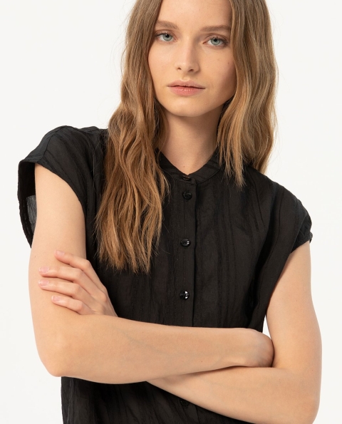 BLUSA CUELLO MAO ABIERTA SURKANA 514MATU123
