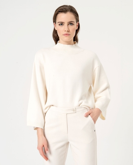 PANTALON LISO RECTO SURKANA 554NESS527