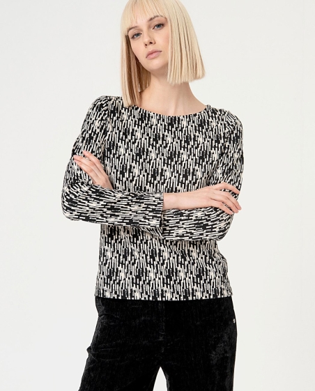 CAMISETA DIBUJO CUELLO BARCO SURKANA 564SERO013