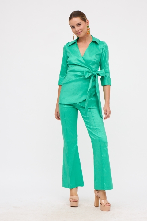 TRAJE DE PANTALON BLUSA CAMISERA CRUZADA TAFETA