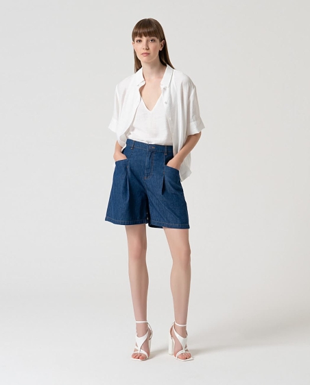 BLUSA DE TIRANTE CON PICO SURKANA 525LISA023